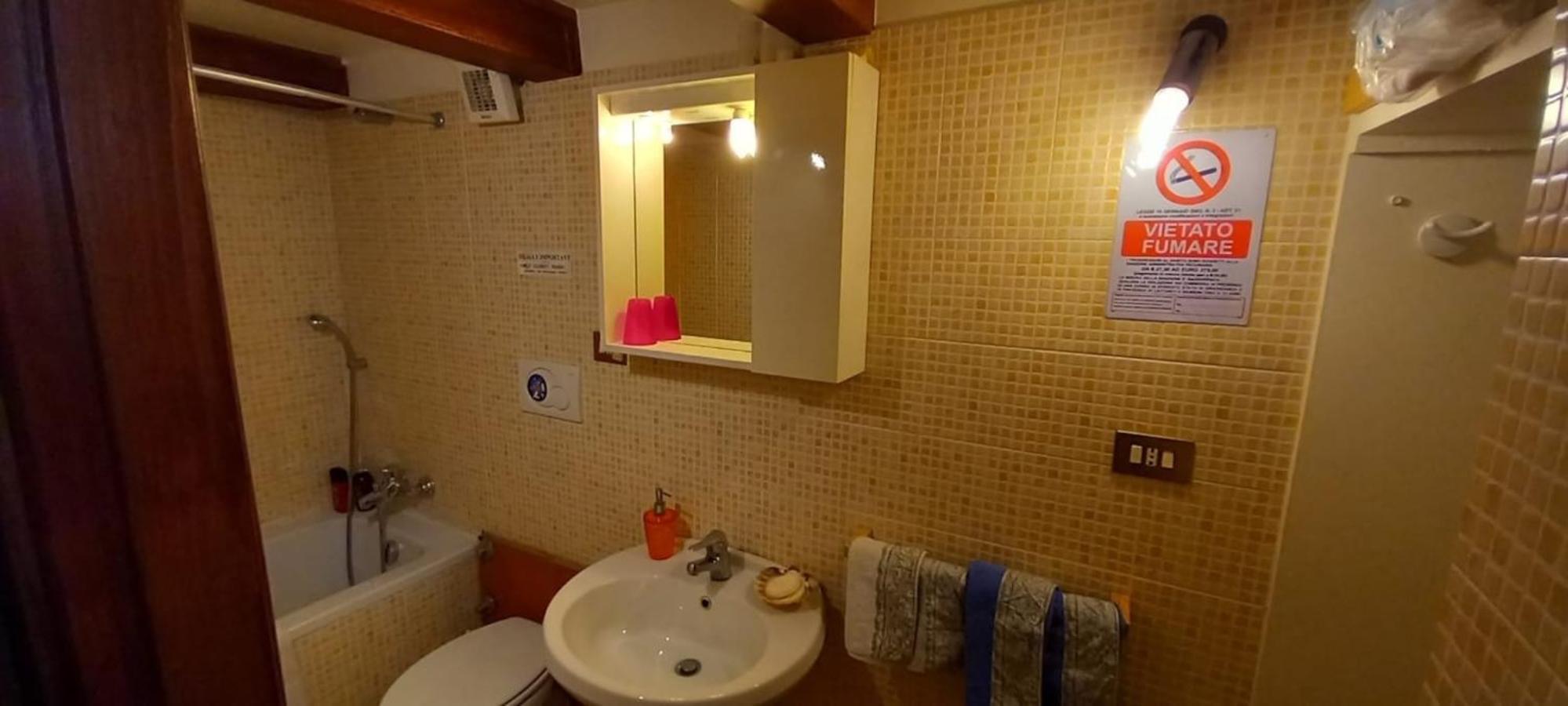 דירות רומא Casa Dino מראה חיצוני תמונה